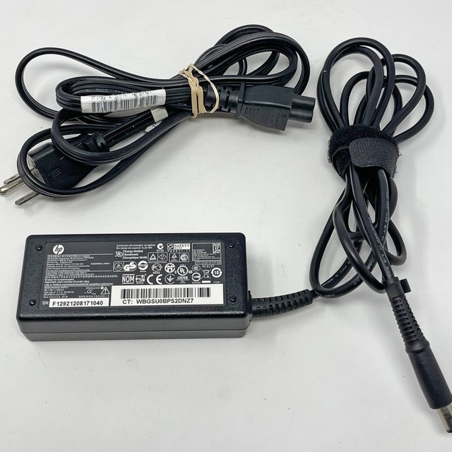 Genuine AC Adapter HP 382021-002 PPP009H